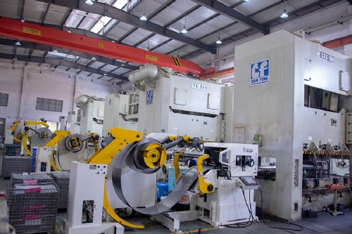 Continuous punching workshop